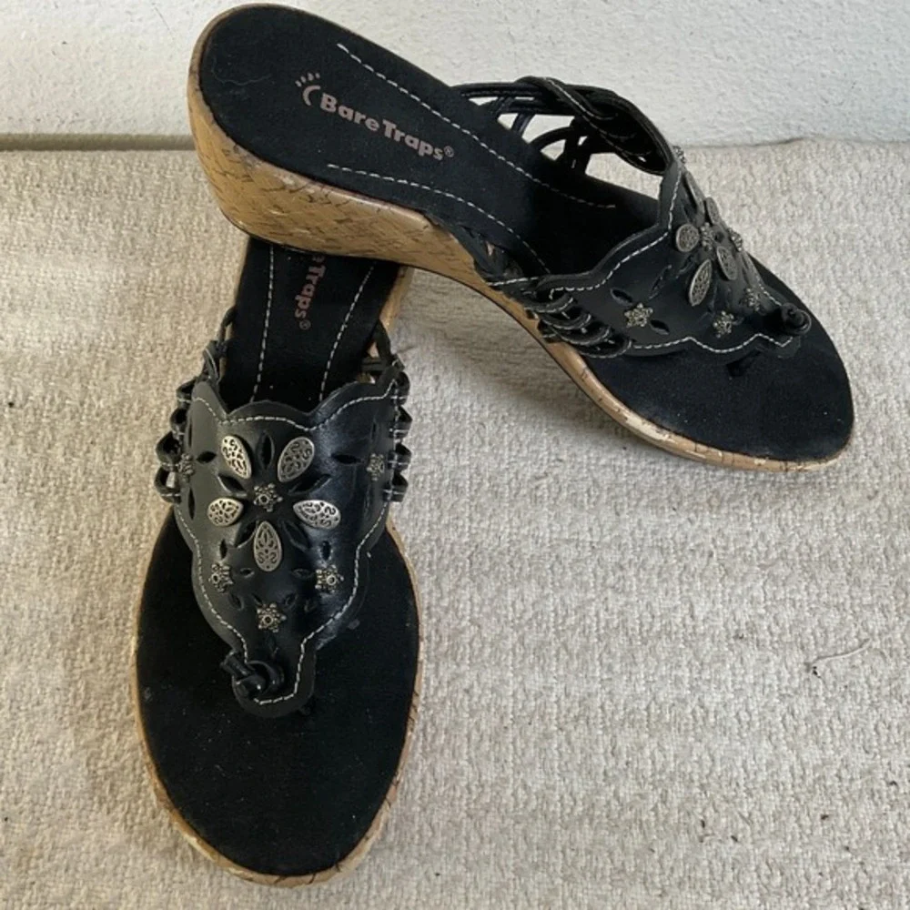 BareTraps Italicize Black Leather Floral Cutout Cork Wedge‎ Sandals Womens 10M
